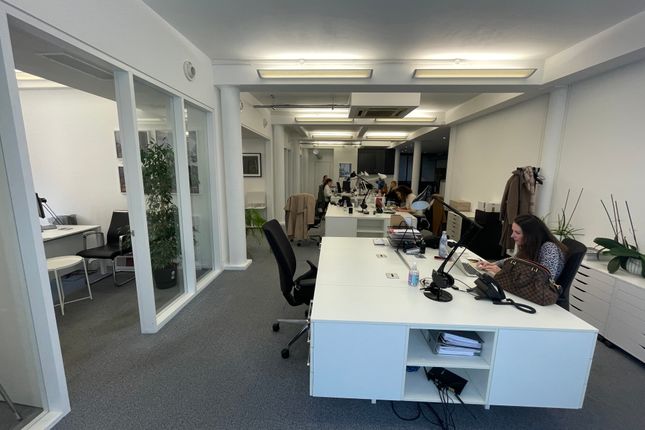 Office to let in Lots Road, Chelsea