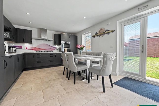 33, Drury Way, Northampton photo 2