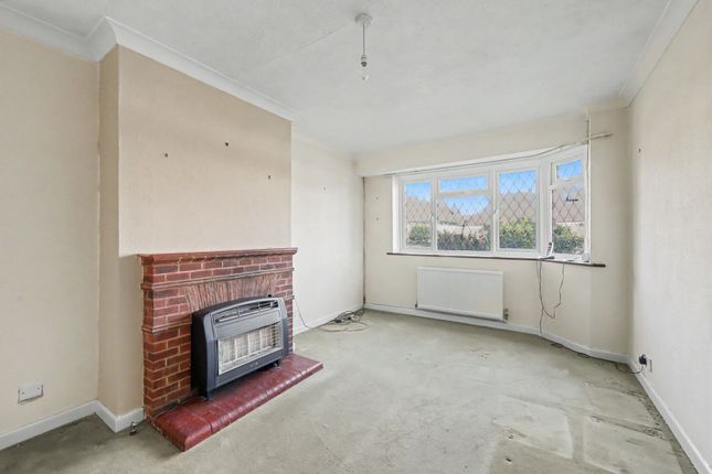 19, Copthorne Hill, Worthing photo 3
