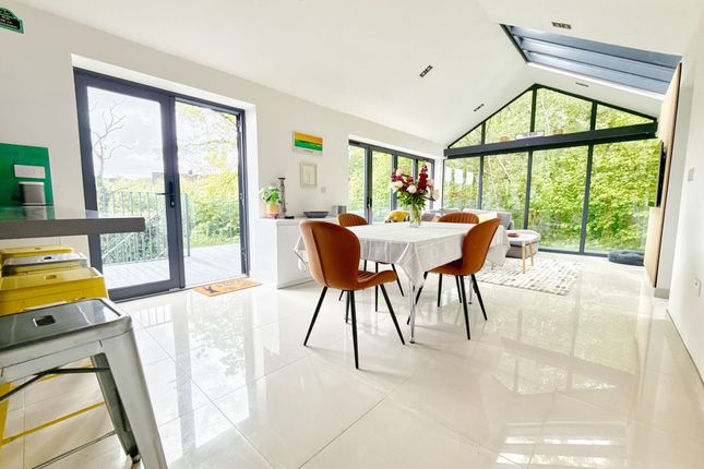 6 Nicholls Road, Bridgend photo 4