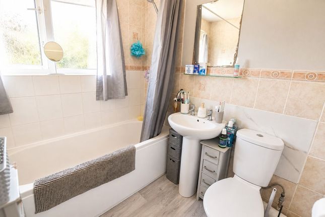 17, Lenside Drive, Bearsted photo 4