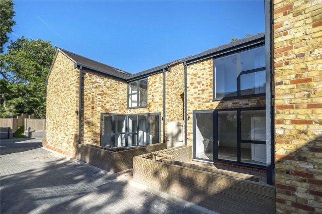 Thumbnail Detached house for sale in Kensington Place, Muswell Hill, London