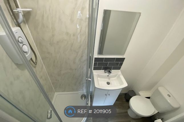 Room to rent in Burnaby Street, Derby