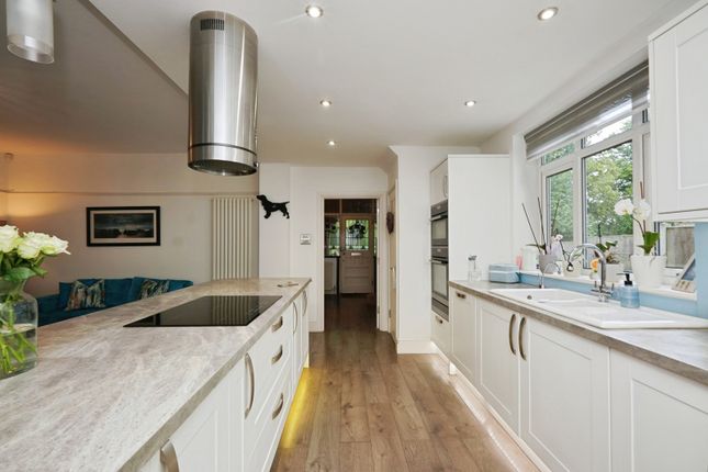 35, Lewisham Road, Kent photo 2