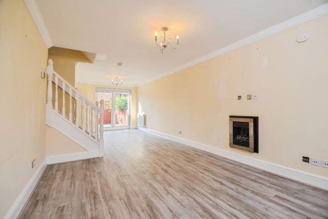 7, Springfield Garden, Middlesbrough photo 2