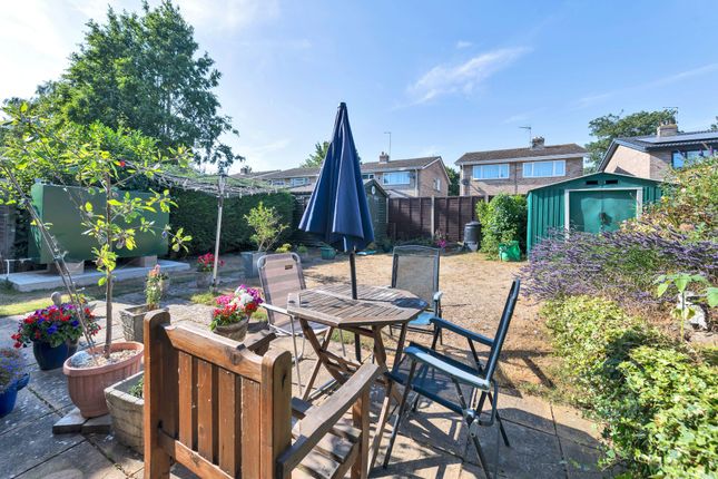 4 Gorse Close, Bury St. Edmunds photo 4