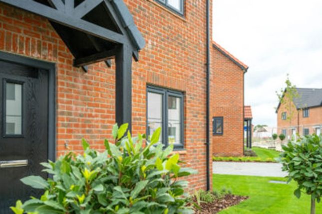 Plot 4, Wivenhoe Gardens, Colchester photo 3