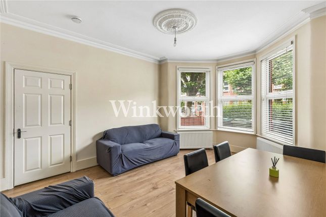 110, Carlingford Road, London photo 2