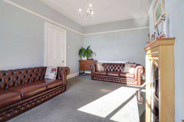 End terrace house for sale in Back Thornhill Road, Longwood, Huddersfield, West Yorkshire