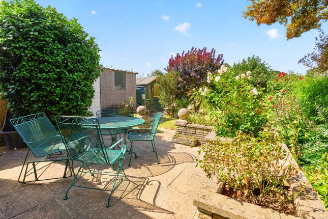 4 Klondyke Villa Barrow Hill, Ashford photo 4