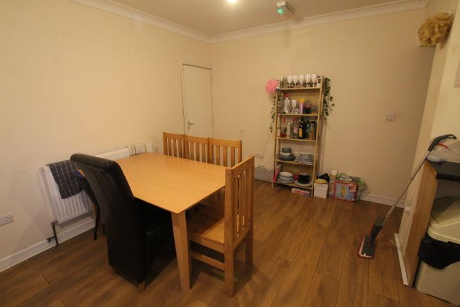 End terrace house to rent in Kitchener Road, Southampton