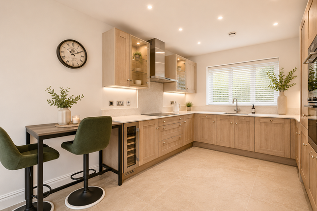 Claremont Close, Leatherhead photo 2