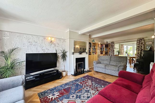 9, Broadway, Codsall, Wolverhampton photo 3