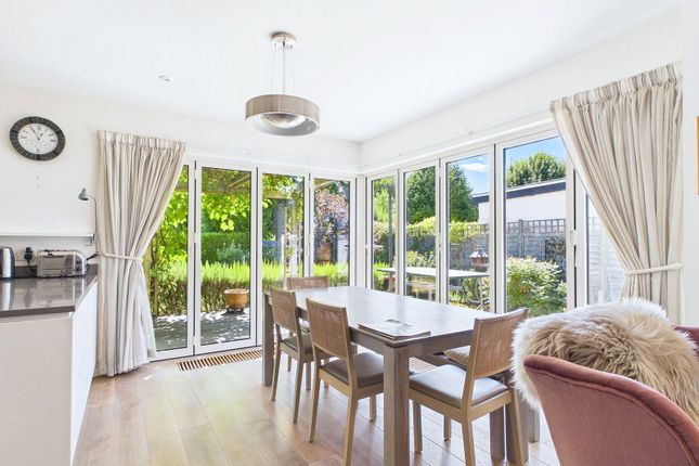26, Berry Way, Rickmansworth photo 3