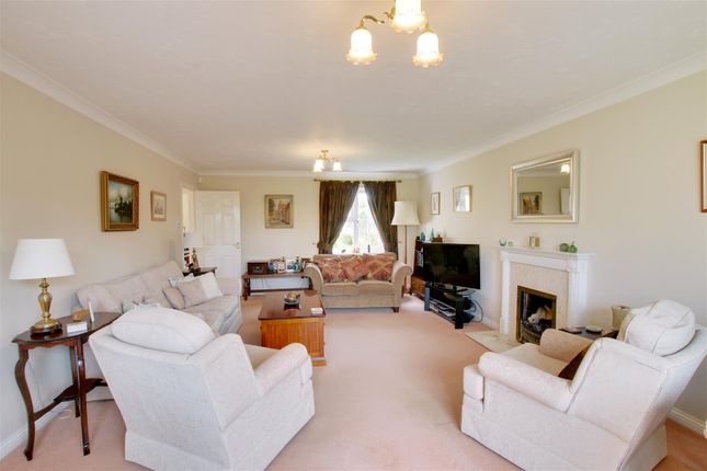 Property for sale in Mulberry Close, Warboys, Huntingdon