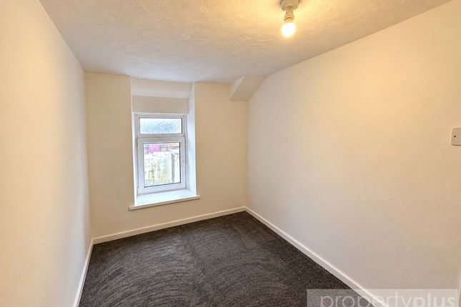 8, Wind Street, Rhondda Cynon Taf photo 5