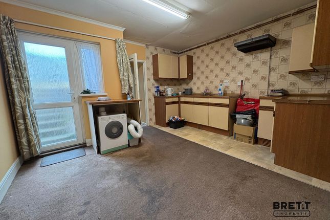 Kitchen-Breakfast Room