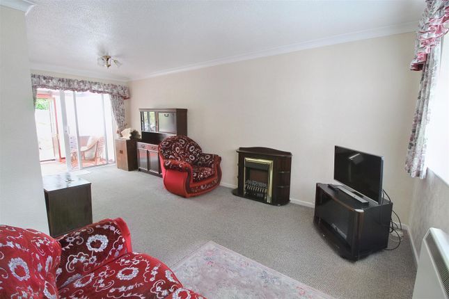 Detached bungalow for sale in Chertsey Close, Mapperley, Nottingham