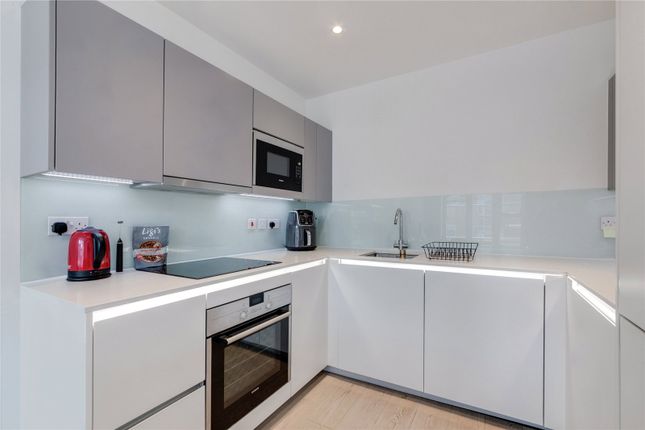 Flat 20,, Burnell Building, London photo 2