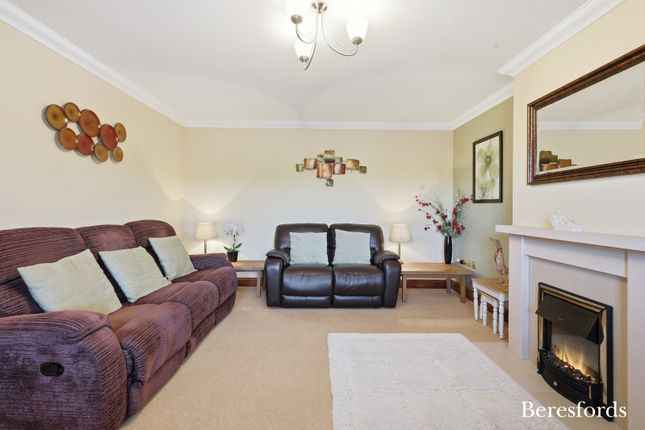 Brook Lodge,, Harwich Road, Manningtree photo 2