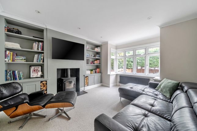 241, Woodham Lane, New Haw photo 2