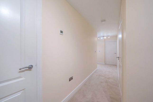 Flat for sale in Imperial Lane, Cheltenham, Gloucestershire
