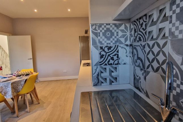 Open Plan Living Room And Kitchen