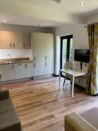 64 Newsome Road, Huddersfield photo 2