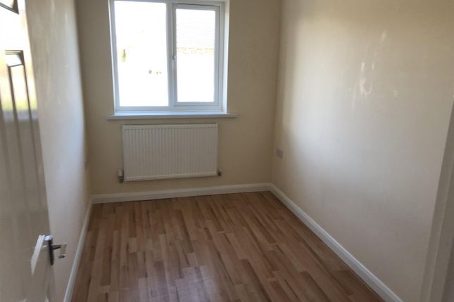 Flat D, 88a Godsey Lane, Peterborough photo 5
