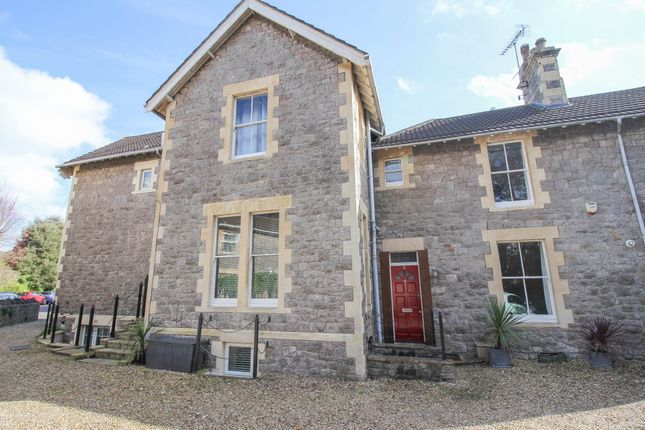 1-bed flat on 5, Rocama Terrace, Weston-super-Mare, £149,950