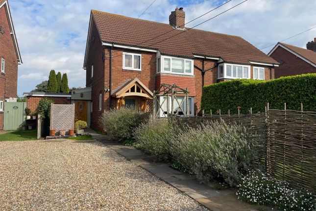 3-bed house on 6, The Villas, Hull, £232,000