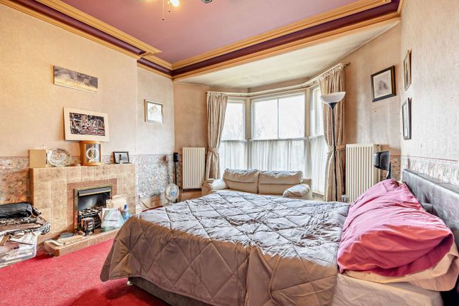 Viron House, Fairfield Road, Derbyshire photo 4