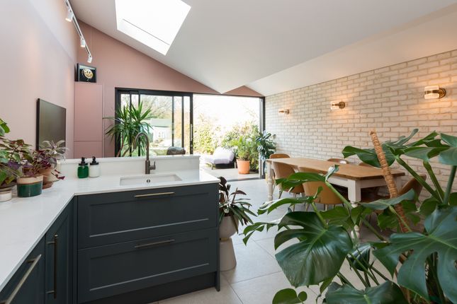 6 Clifton Road, Whitstable photo 4