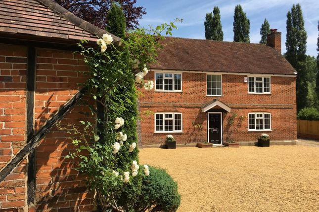 5 Bed Detached House To Rent In South Farm Lane Bagshot Gu19 Zoopla