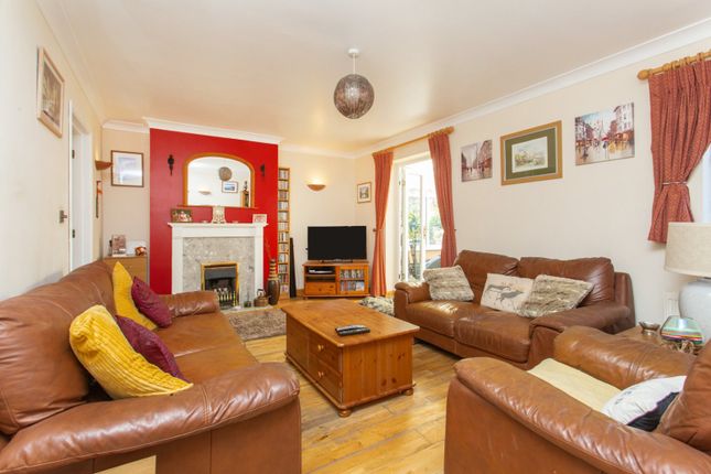 1 Court Lodge,, Church Lane, Deal photo 2