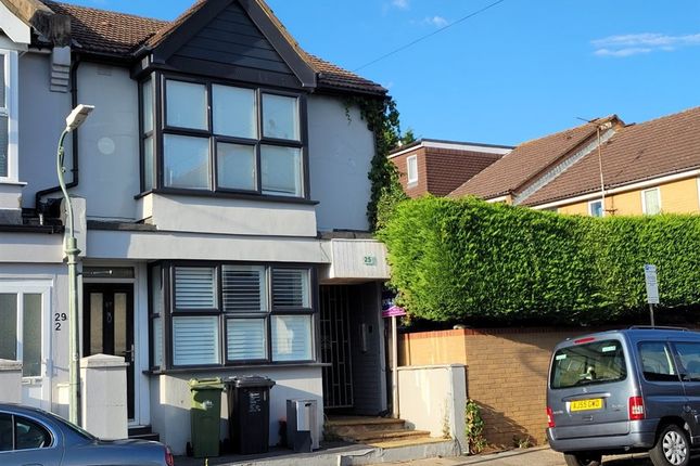 Studio flat on Flat 3, 25, Arthur Street, HOVE, £95,000