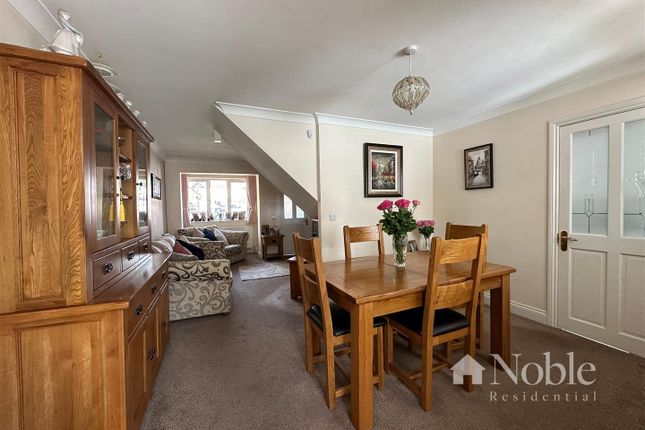 End terrace house for sale in Guardian Close, Hornchurch