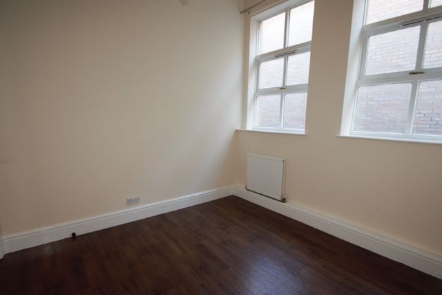 Flat 7 Changegate House, Upper Parts, Keighley photo 5