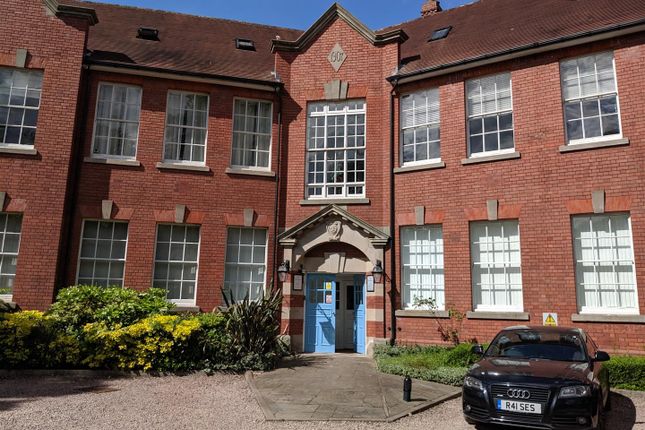 2 bed flat to rent in The Old School, The Oval, Stafford ST17