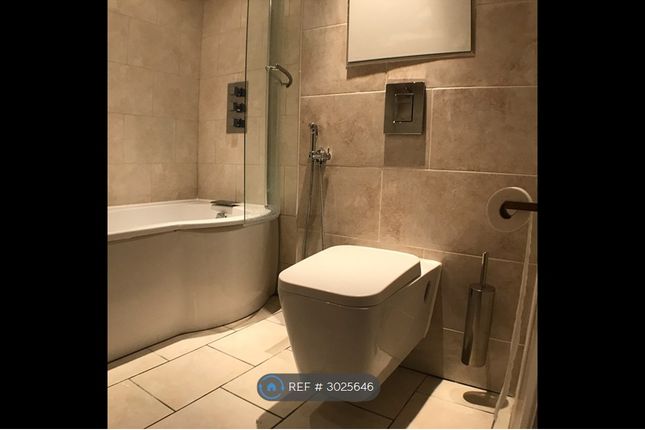 Flat  Kays Court, Nags Head Road, Ponders End, Enfield photo 5
