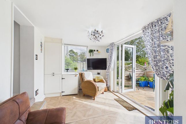 4, West Vale, Filey photo 2