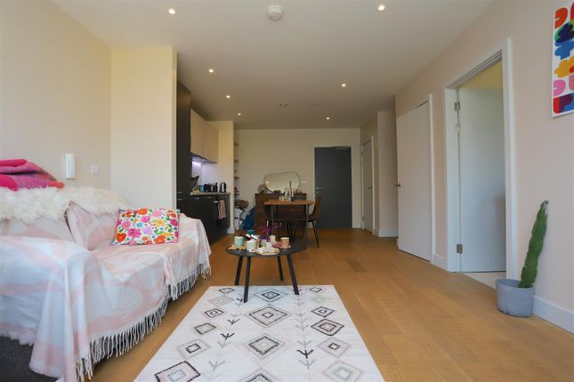 Flat 114, One Vesta Street, Manchester photo 4