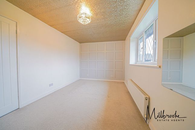 98 Holyoake Road, Manchester photo 4