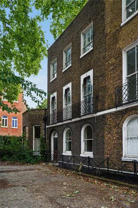 32, Newington Green, London photo 3