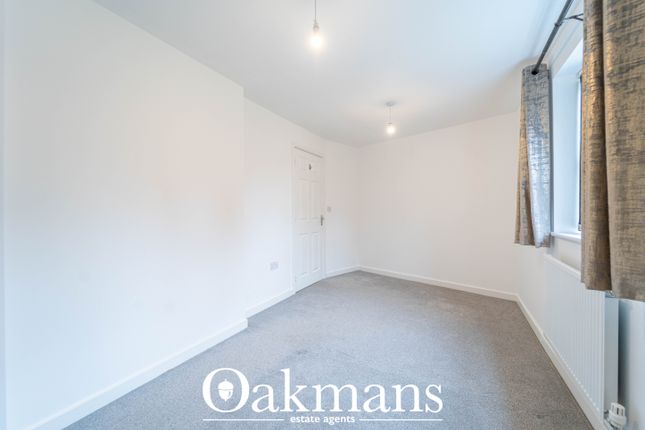 APARTMENT 2, BIRMINGHAM photo 2