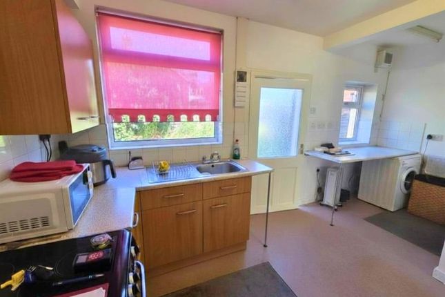 51, Newark Road, Ollerton photo 3