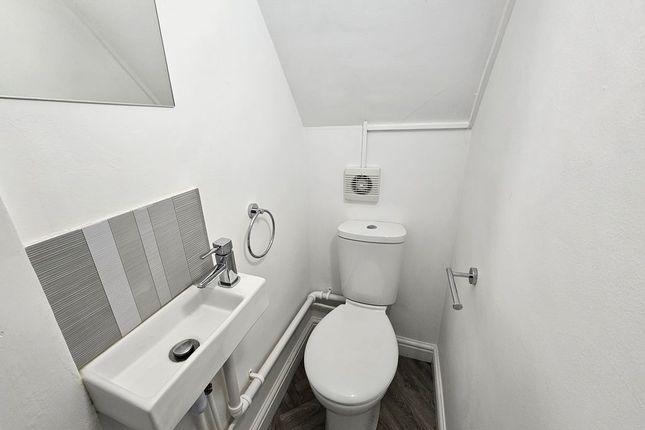 57, Wharf Road, Birmingham photo 4