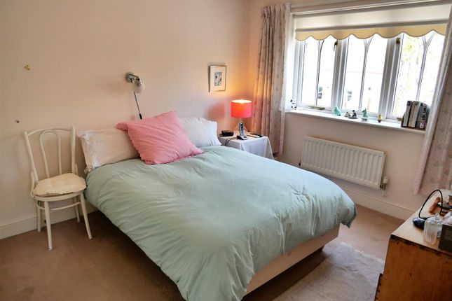 4, Ebor Gardens, Calne photo 4