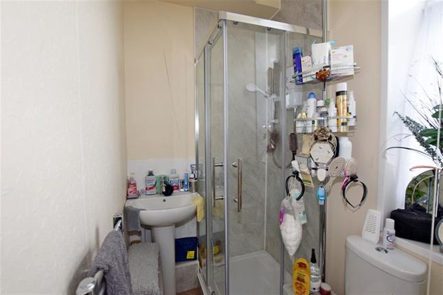 Flat 18/Connaught House, The Esplanade, Bognor Regis photo 5