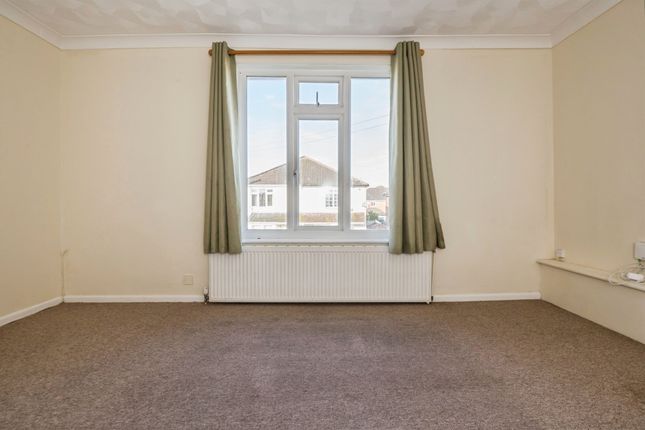 70b, Chamberlayne Road, Eastleigh photo 3